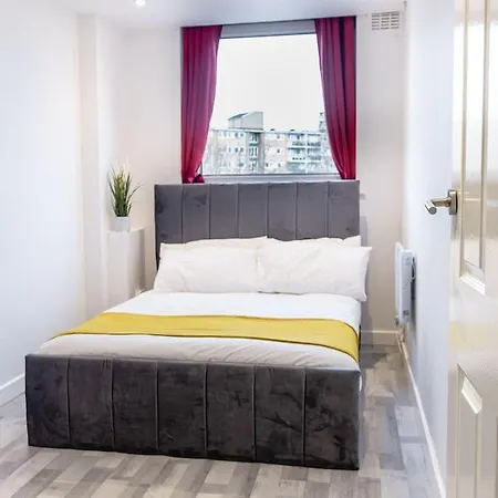 Appartement 2 Bed With Free Parking à Londres Extérieur photo